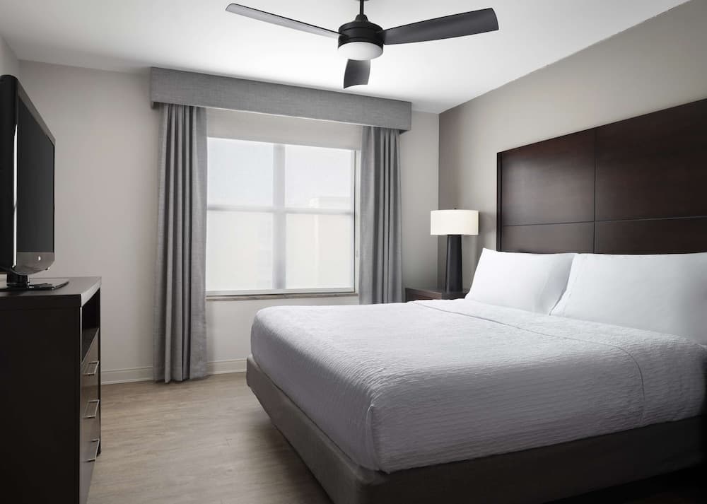 Homewood Suites by Hilton Carle Place - Garden City, NY