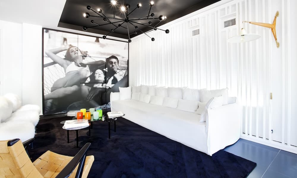 Blanc Kara - Adults Only