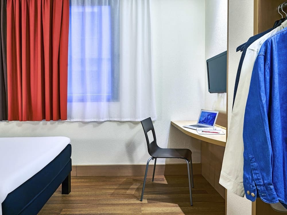 ibis Barcelona Centro Sagrada Familia