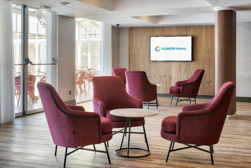 Hotel ILUNION Las Lomas