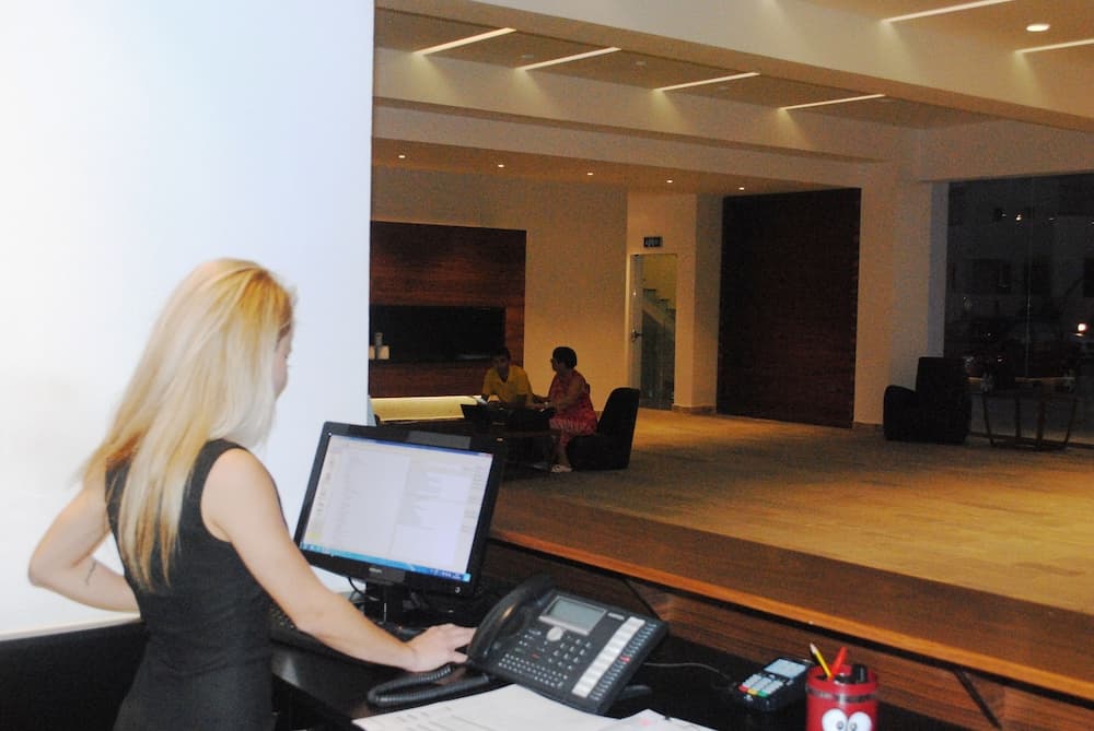 Amphora Hotel & Suites