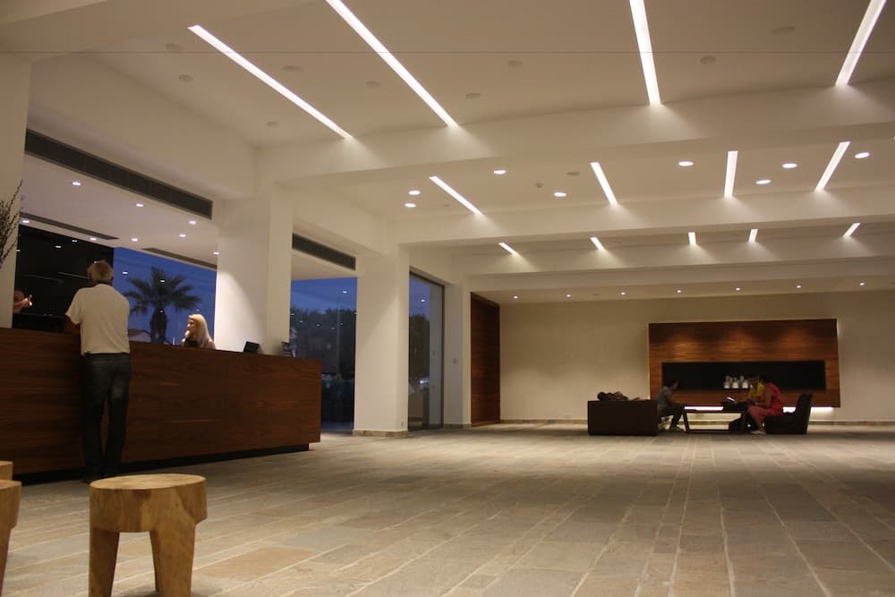 Amphora Hotel & Suites