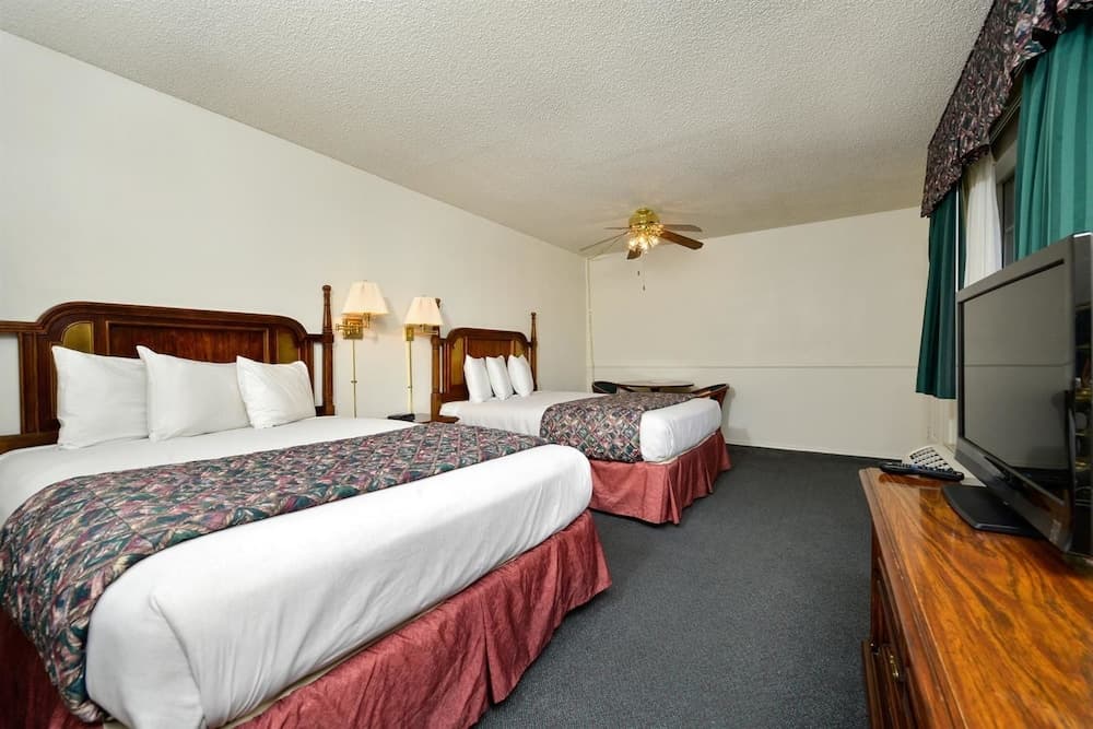 Americas Best Value Inn & Suites Lancaster