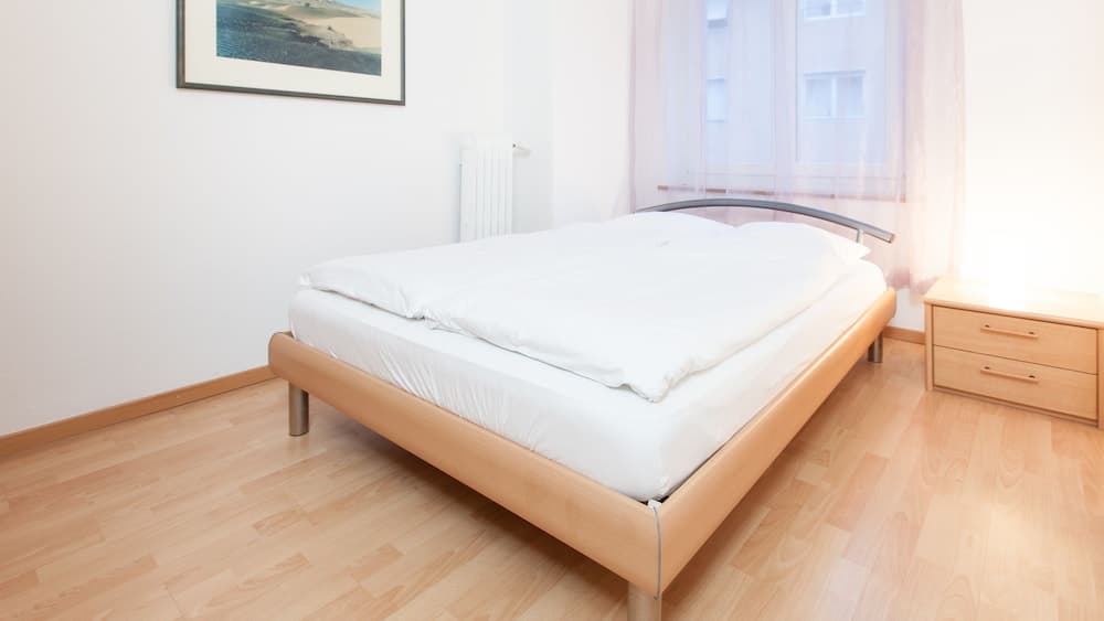 Apartments Swiss Star University