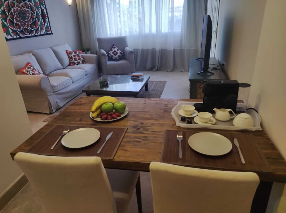 Azzurra Sahl Hasheesh