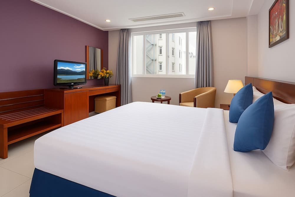 White Lotus Hotel Saigon