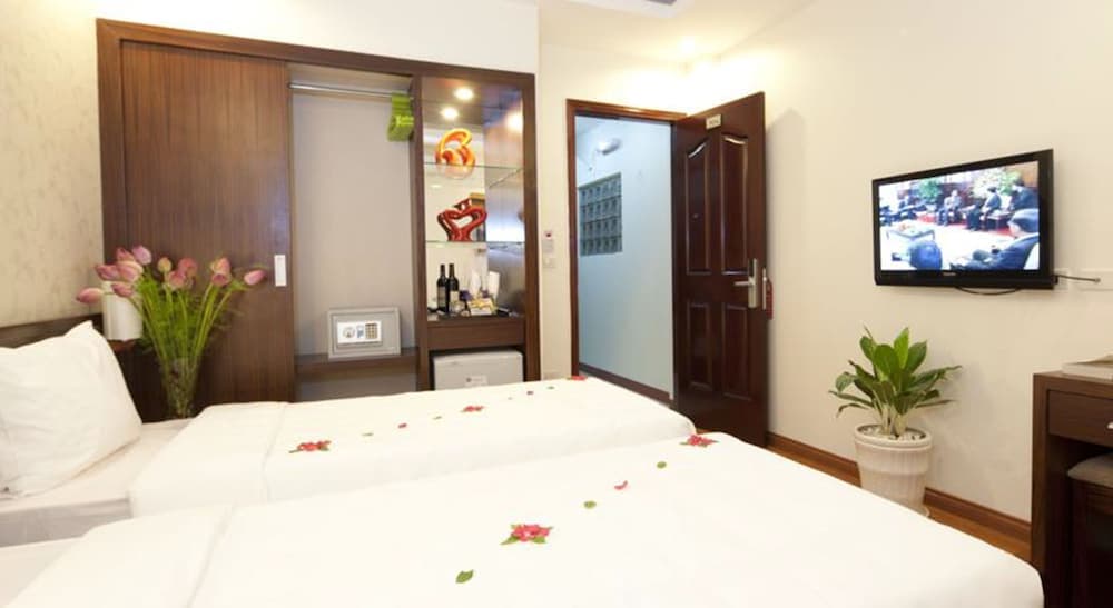 Rising Dragon Legend Hotel