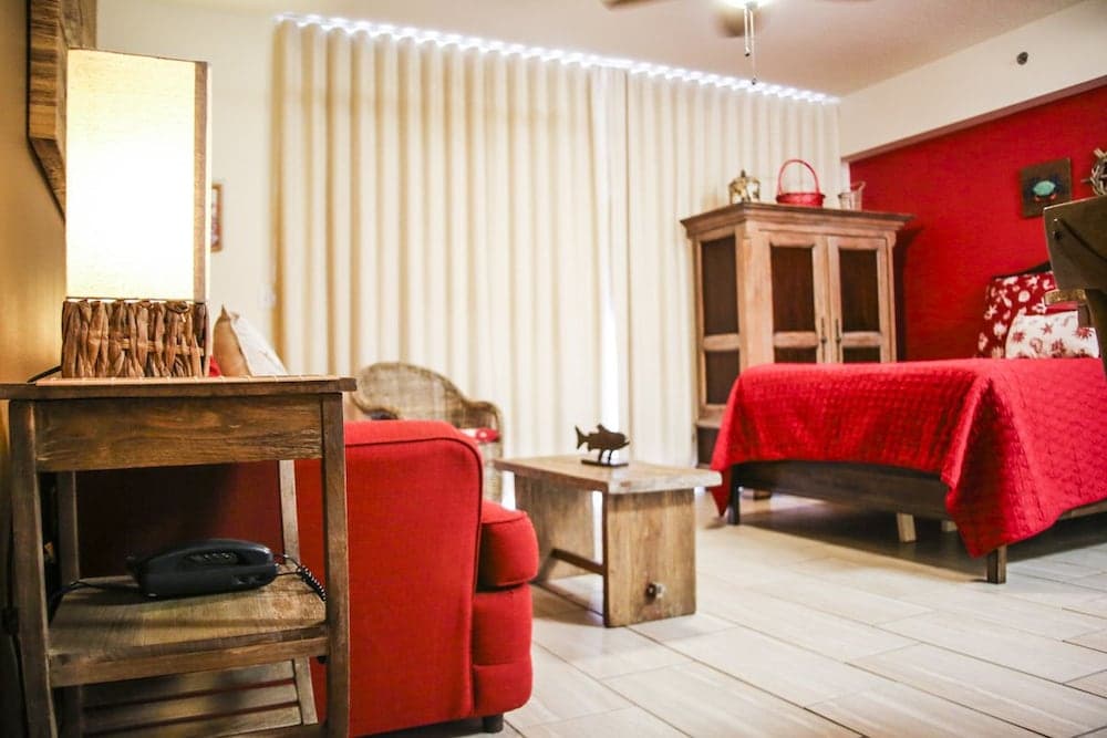 Shores of Panama by Emerald View Resorts