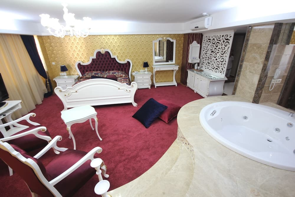 Grand Corner Hotel - Boutique Class