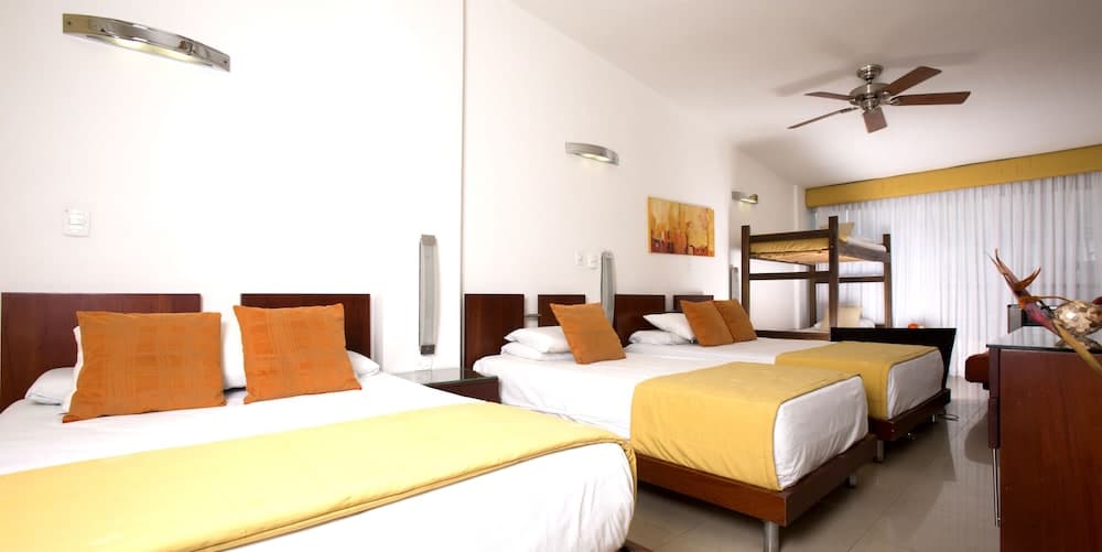 Atlantis Plaza Hotel