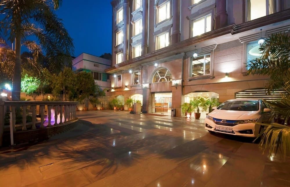 hotel image