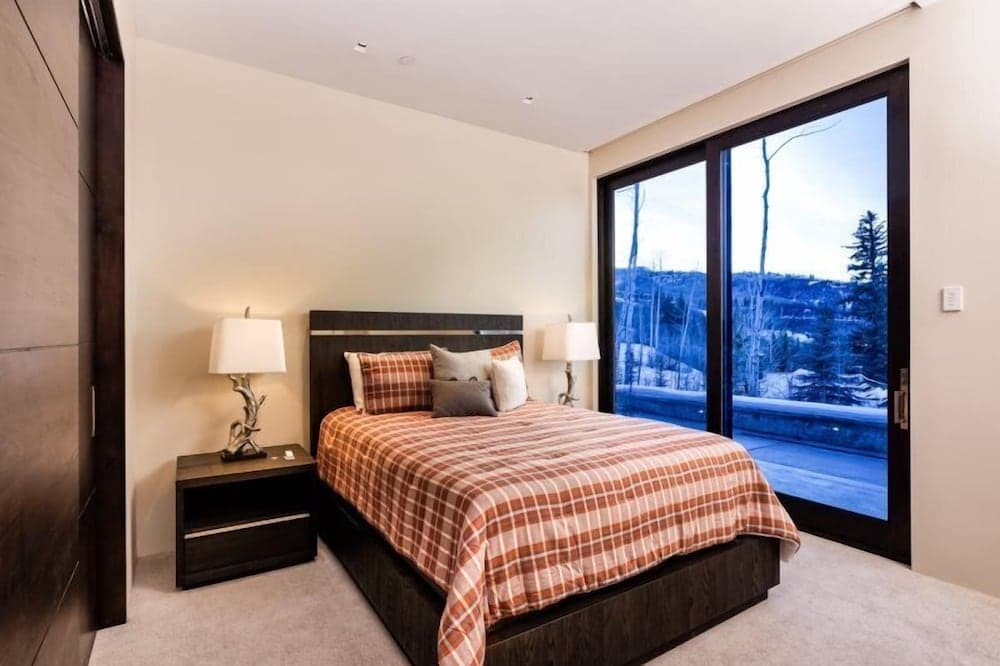 Snowmass_spring_ridge