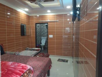 Luxury Private Flat In Lajpat Nagar With Attached Kitchen Kitchen 92,121,74700