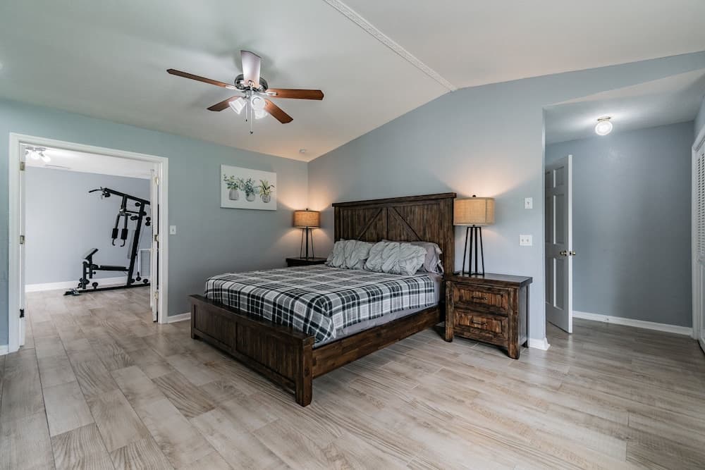 A Large Tropical 7 Bedroom Estate by RedAwning