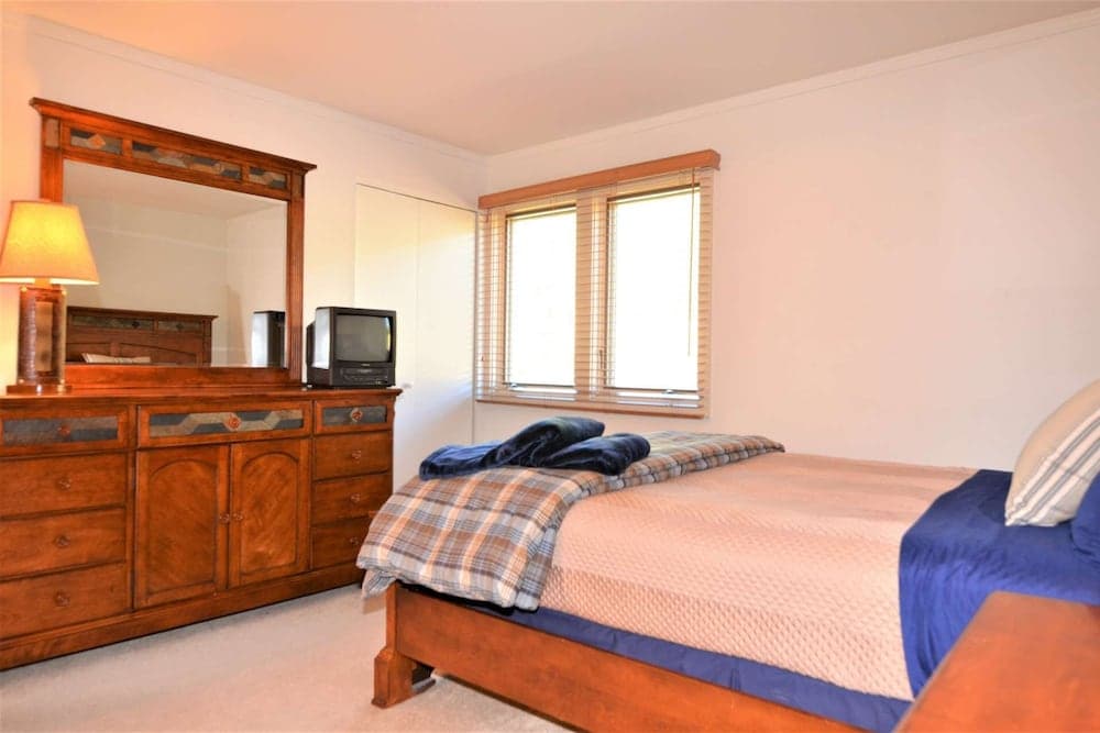 Woodbridge Condos by iTrip Aspen Snowmass