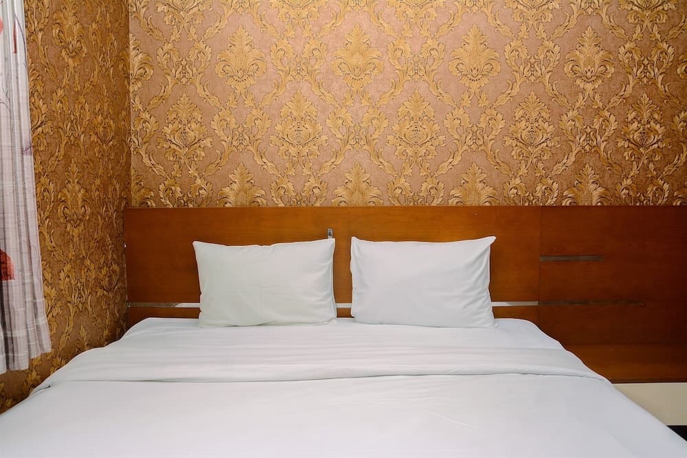 Fully Furnished and Spacious 2BR Maple Park Apartment