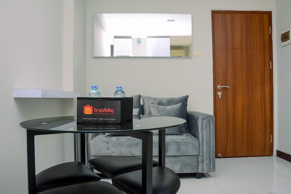 Brand New and Compact 2BR Lagoon Bekasi Town Square Apartment