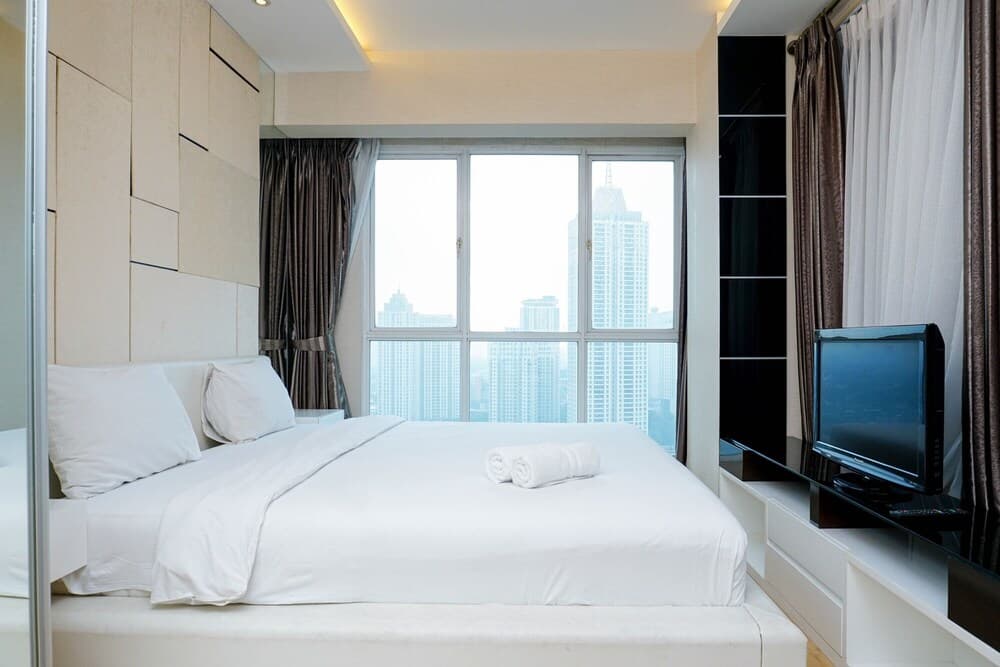 Comfy Luxurious 3BR Gandaria Heights Apartment