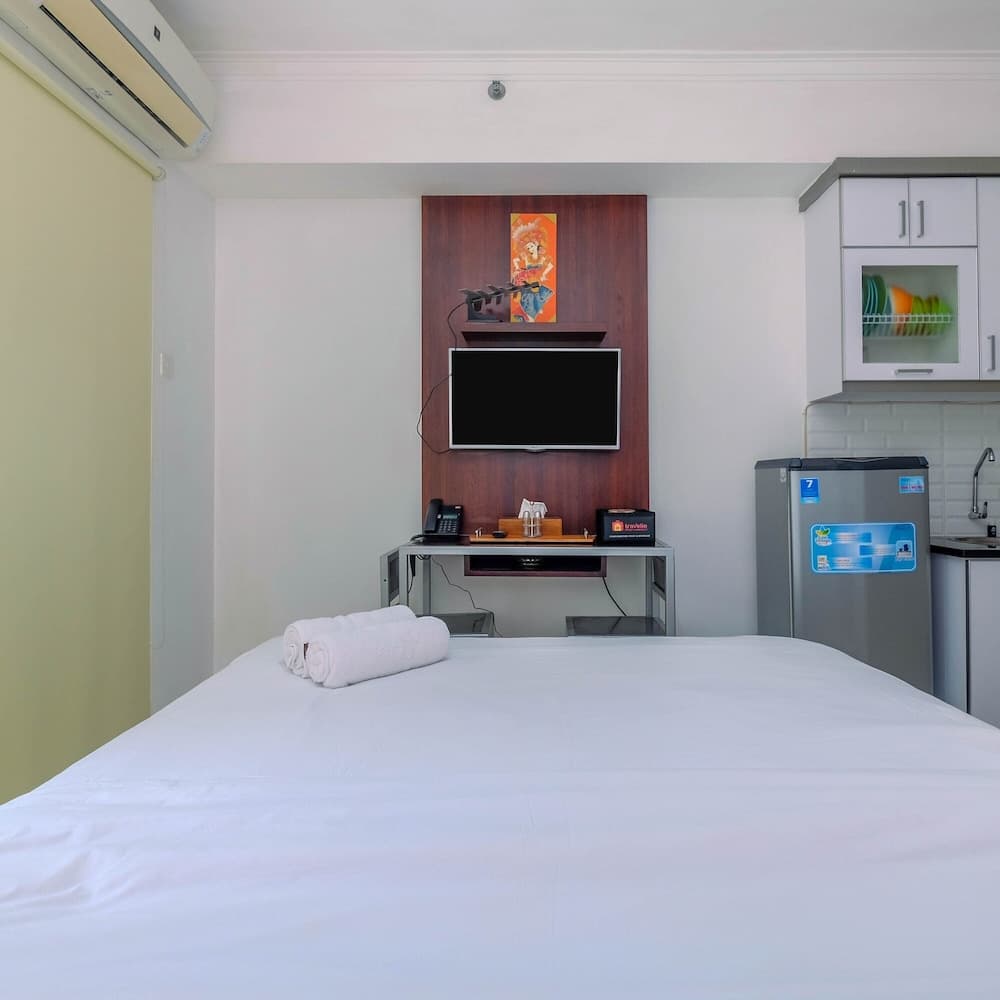Comfy and Modern Studio Pakubuwono Terrace Apartment