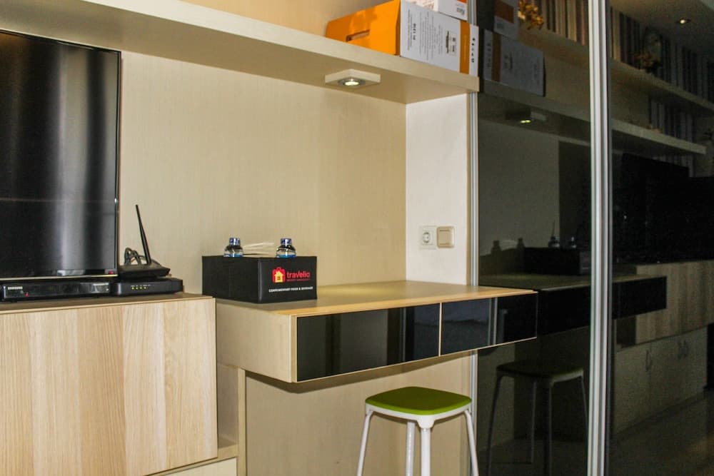 Minimalist Studio Apartment at Atria Residences with Pool View