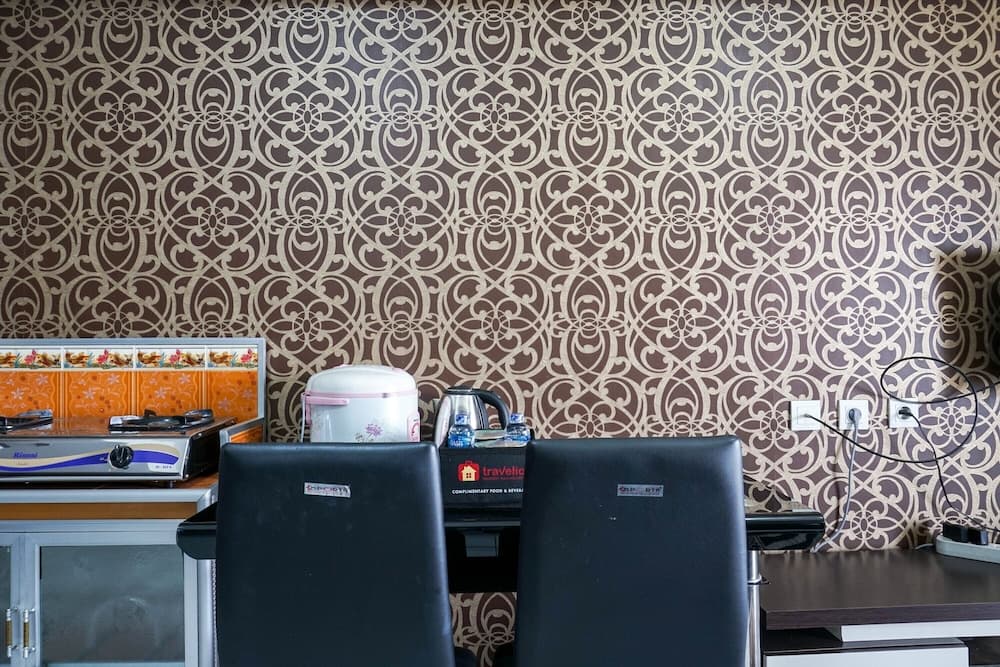 Amazing 1BR Apartment at The Wave @ Rasuna Epicentrum