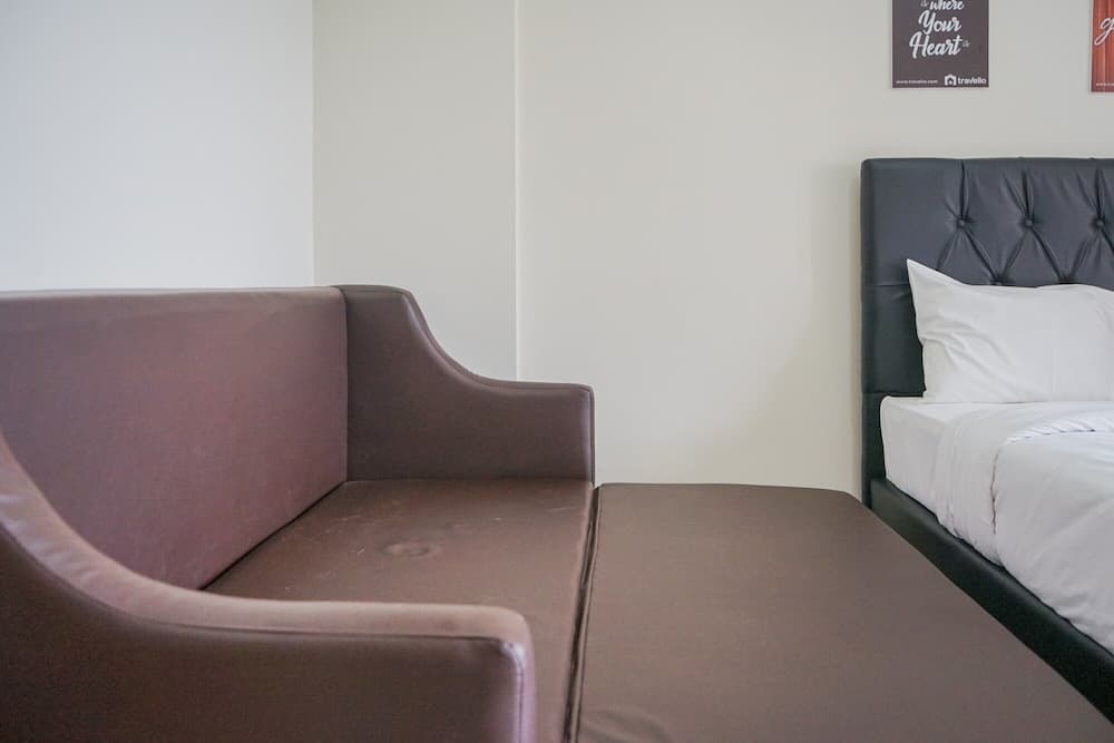 Simply Minimalist Studio at Green Park View Apartment