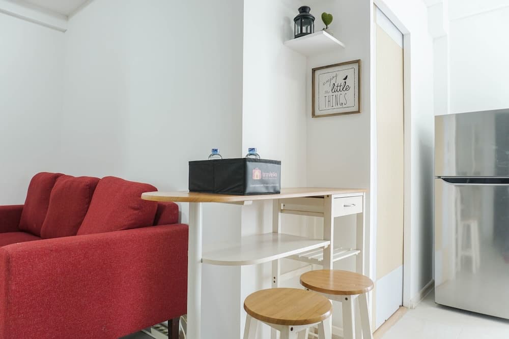 Enjoy 1BR Apartment at Pancoran Riverside