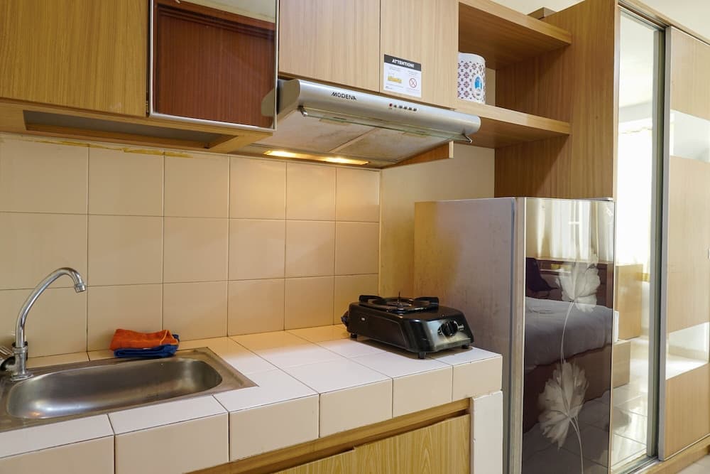 Cozy and Comfy Studio Margonda Residence 3 Apartment