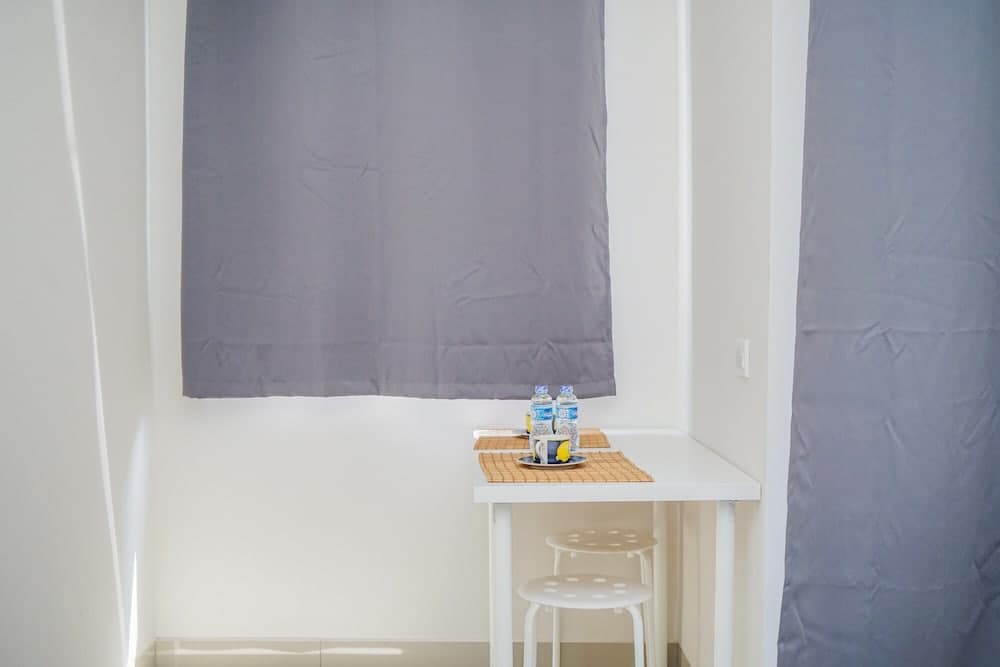 Elegant Studio Parkland Avenue Apartment