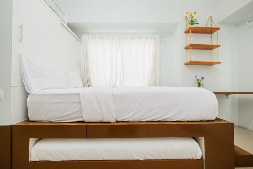 Comfy Studio Tamansari Mahogany Apartment