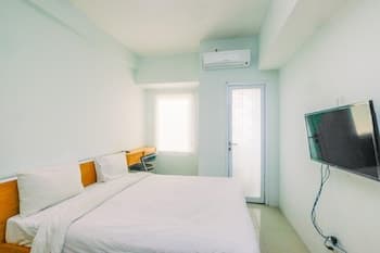 Modern Style Studio Tamansari Mahogany Apartment with City View