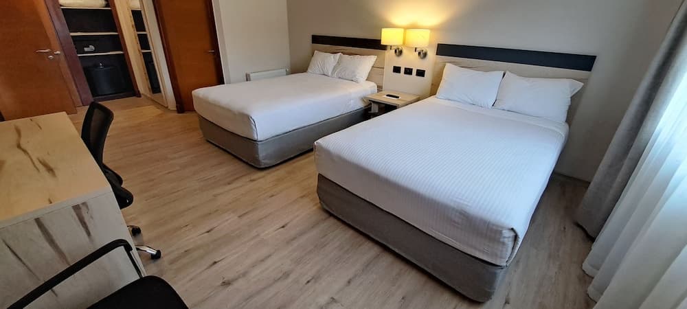 Hotel Diego de Almagro Castro