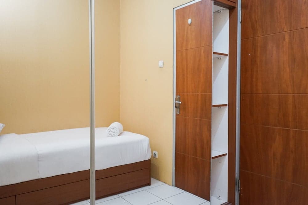 Warm 2BR Apartment Cibubur Village