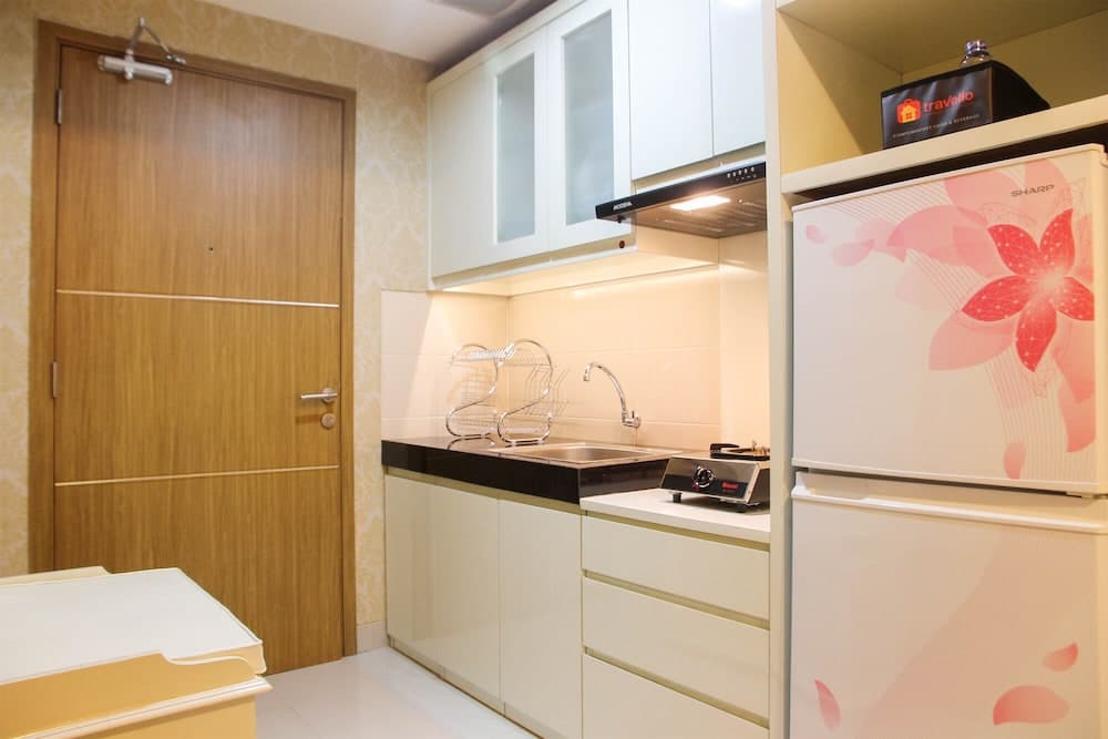 Homey Studio at The Oasis Cikarang Apartment