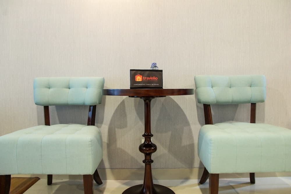 Elegant Studio Kemang Village Apartment