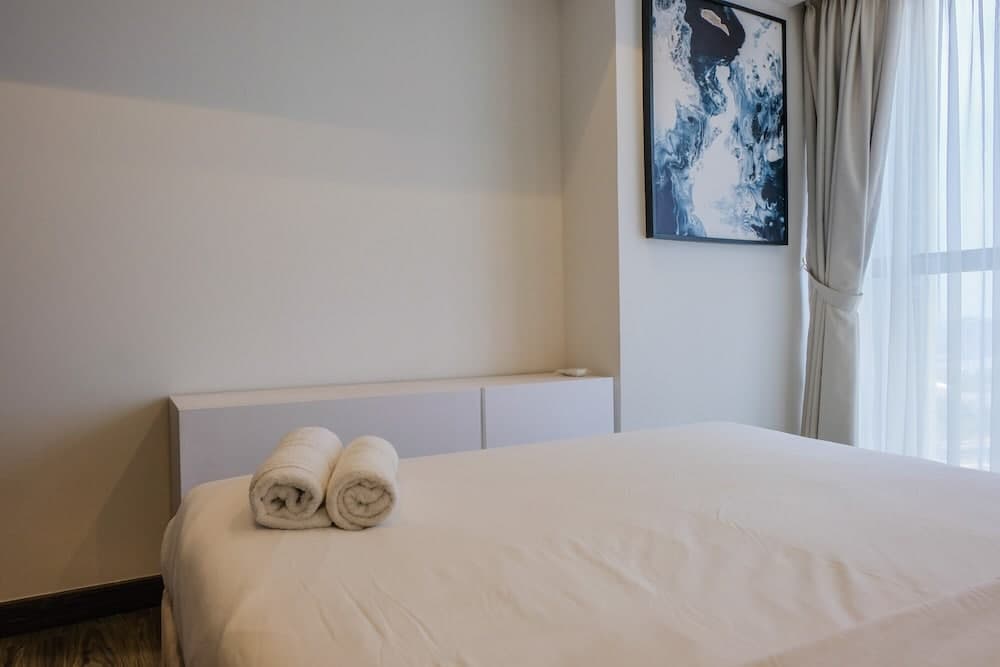 Brand New 2BR The Branz Apartment