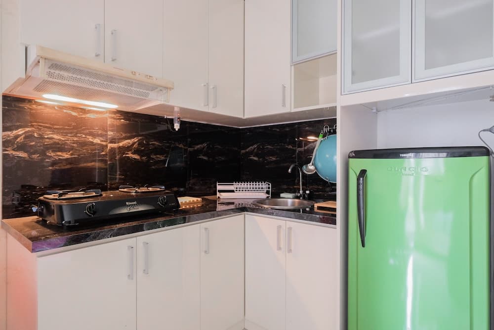 Best Price Studio Apartment at Tamansari Semanggi