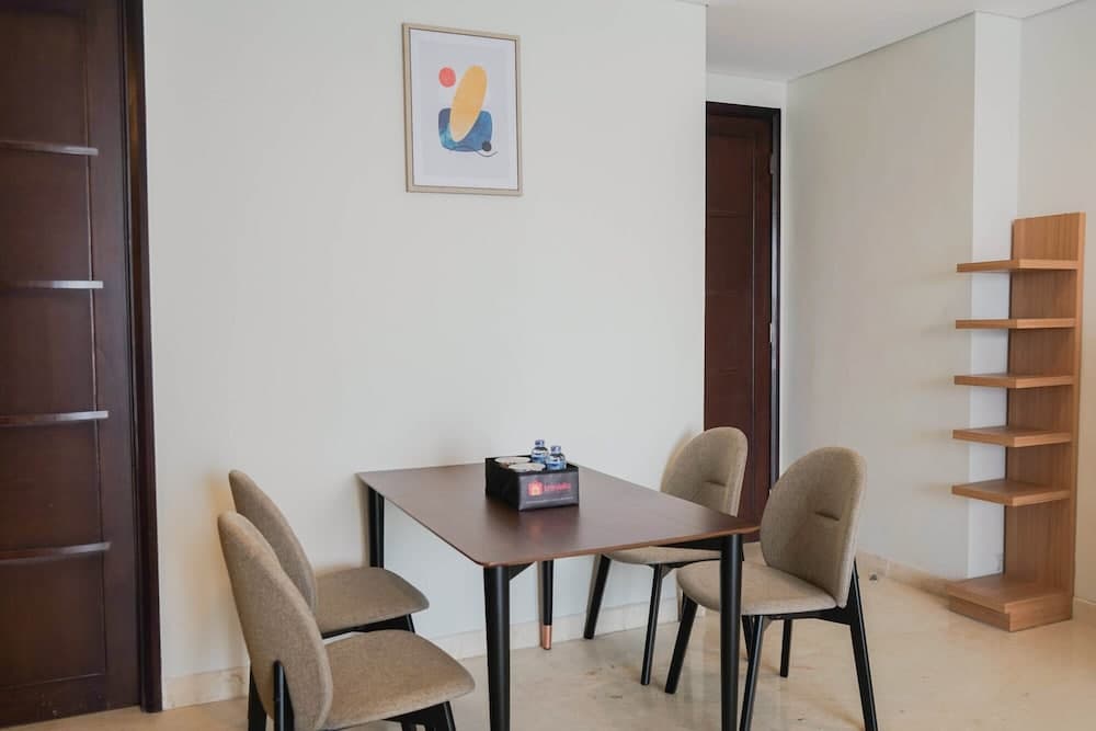 Exclusive 2BR @ The Empyreal Condominium Epicentrum Apartment