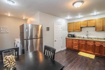 Updated Historic Condo - Minutes From Downtown