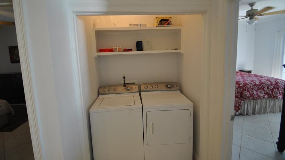 West Beach - 104 Westward Ho