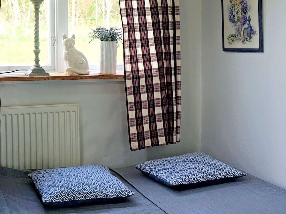 2 Person Holiday Home in Frandefors