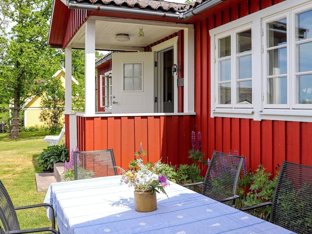 6 Person Holiday Home in Sloinge