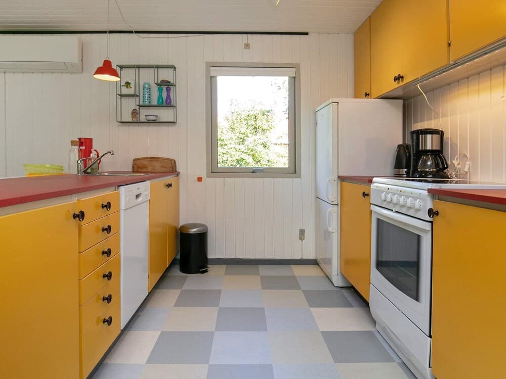 6 Person Holiday Home in Hals