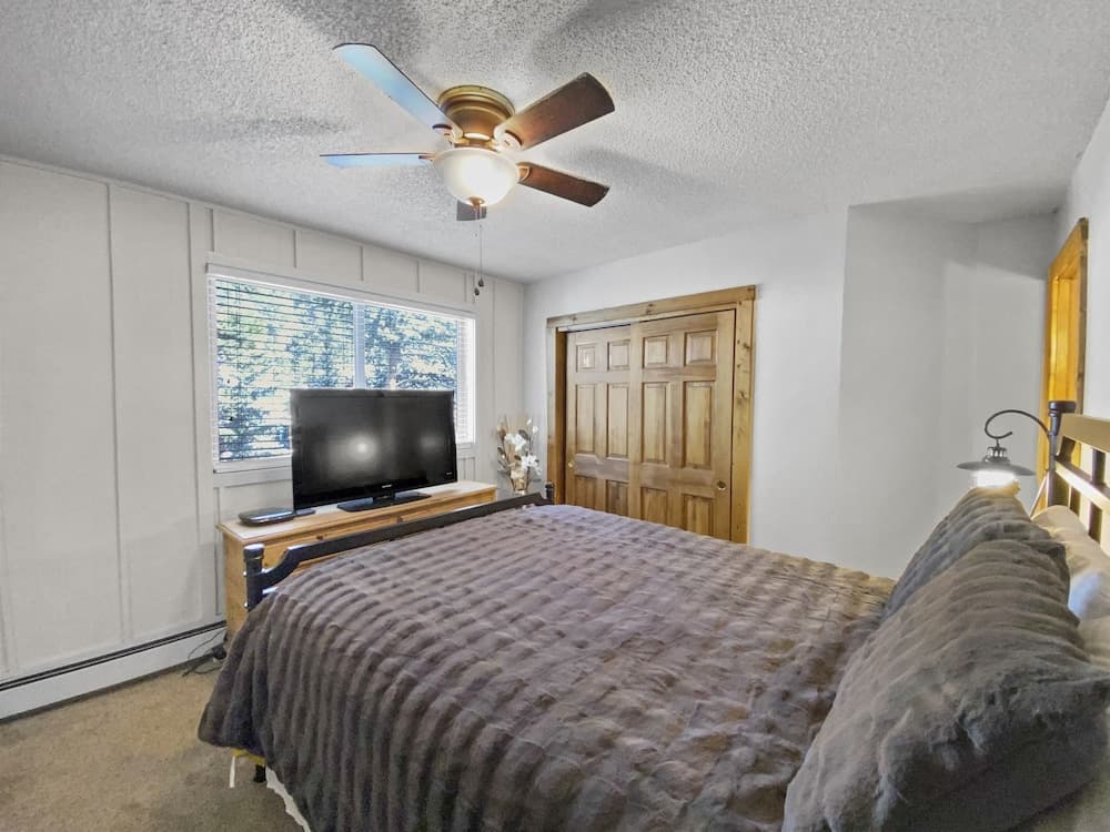 Powder Ridge 209 4 Bedroom Condo by RedAwning