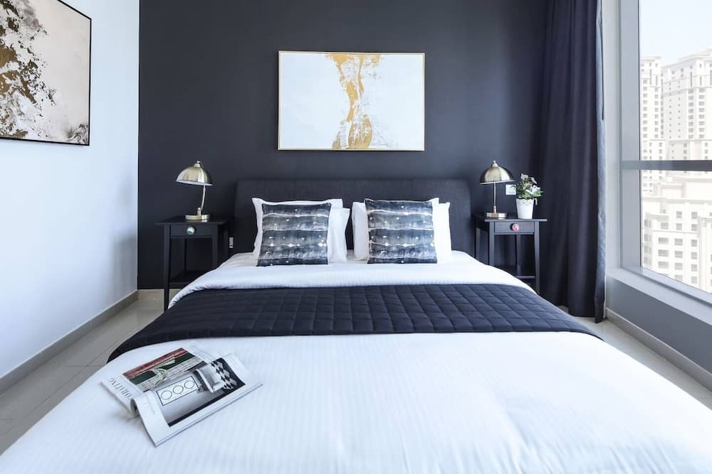 3BR Paradise for 8 With Spectacular Marina Views!