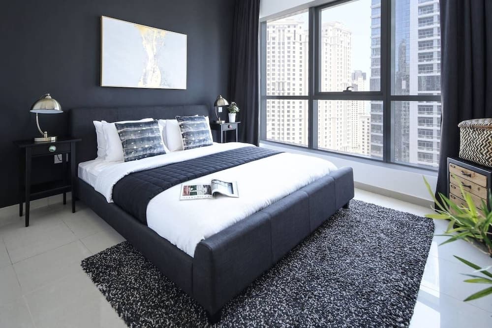 3BR Paradise for 8 With Spectacular Marina Views!