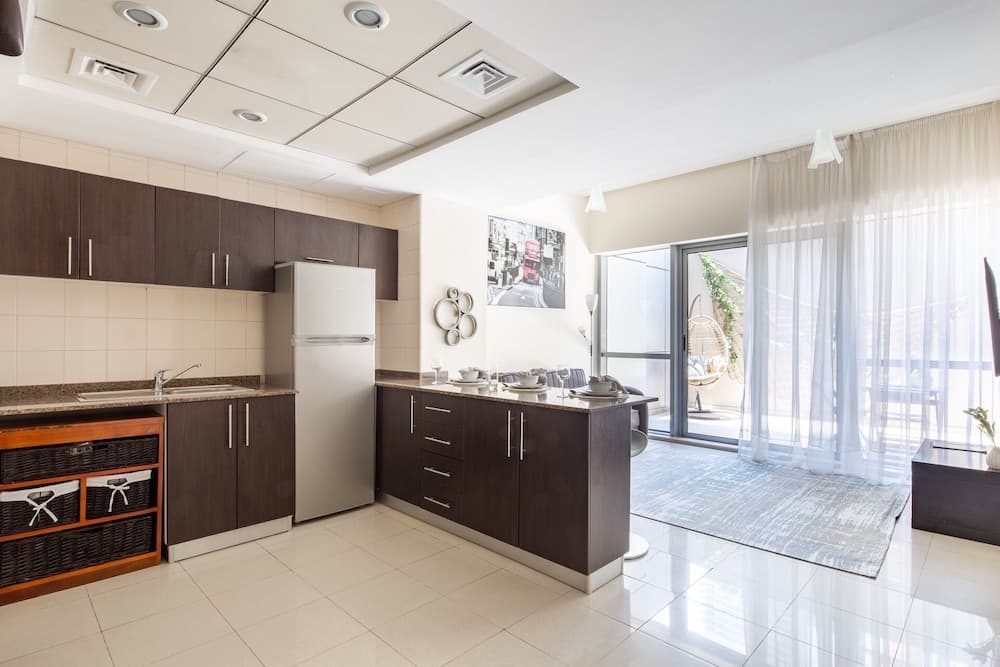 Elegant and Modern 1BR in Dubai Marina!