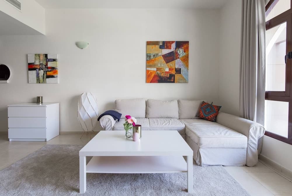 Spacious 1BR in Heart of JVC