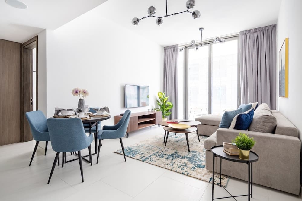 Posh & Spotless 1BR Apartment on Palm Jumeirah