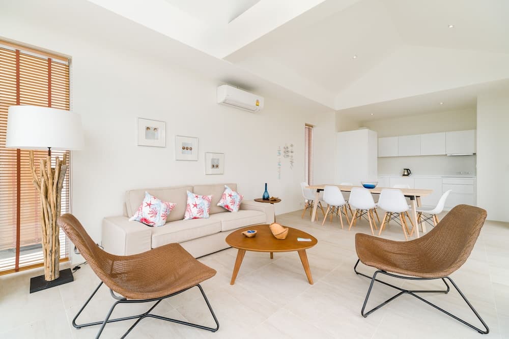 HSH V3 4 Bed Sea View Bang Por